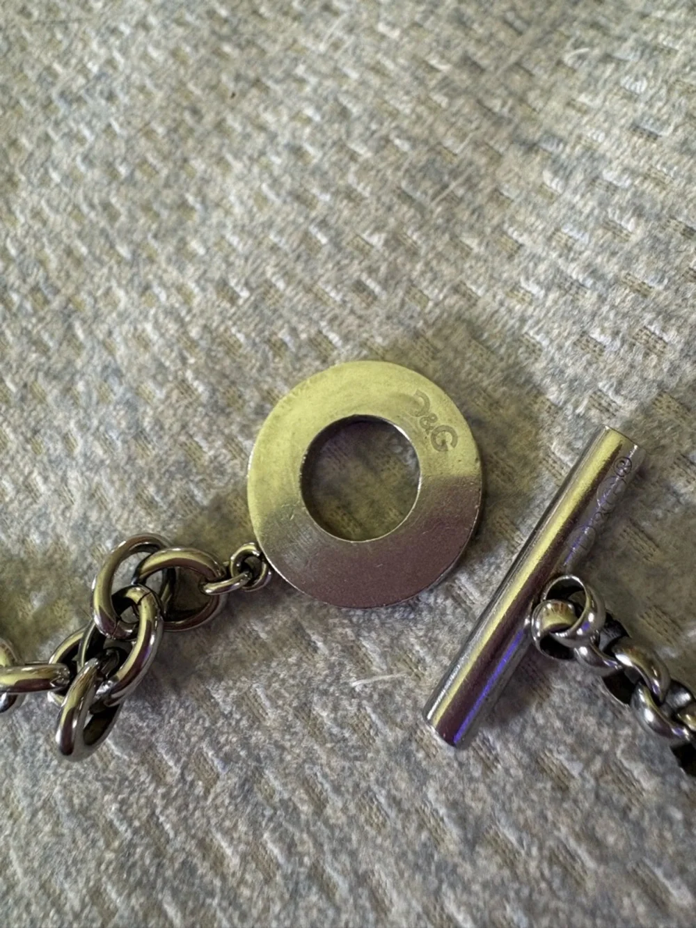 Dolce & Gabbana Silver-Tone D&G Toggle Chain Necklace - Picture 6 of 6